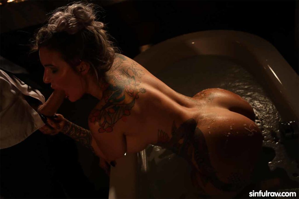 Alexxa Vice In Dirty Thirty 1