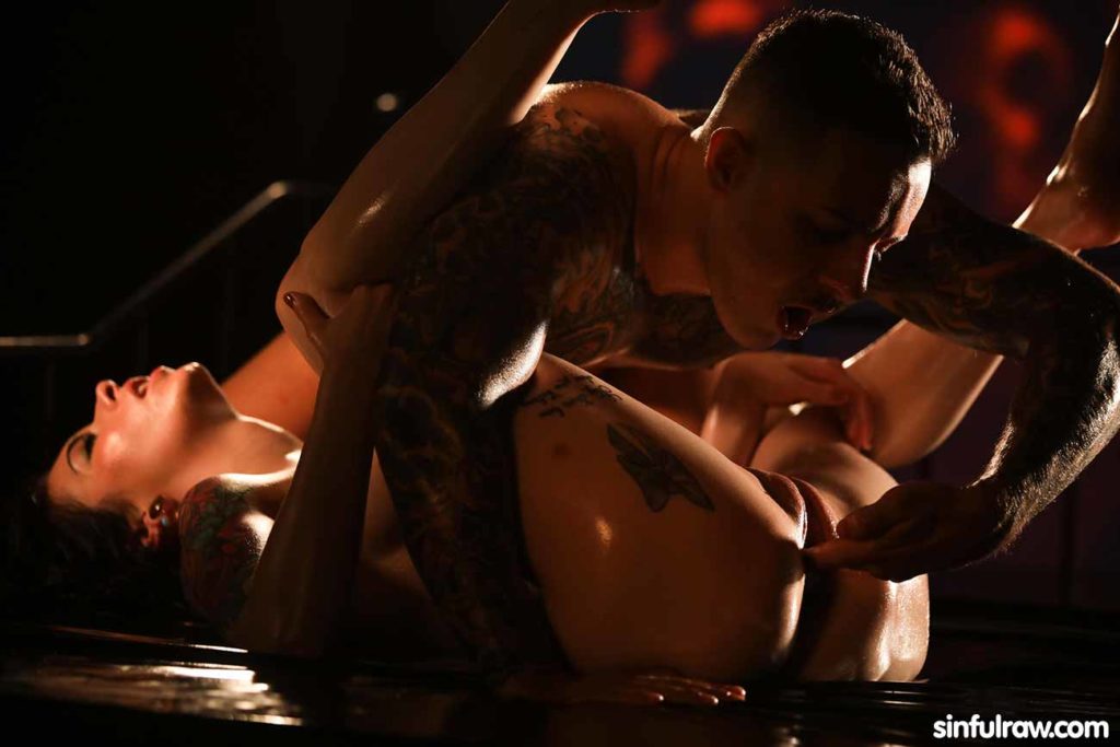 Anna De Ville Oiled up and Fucked 3