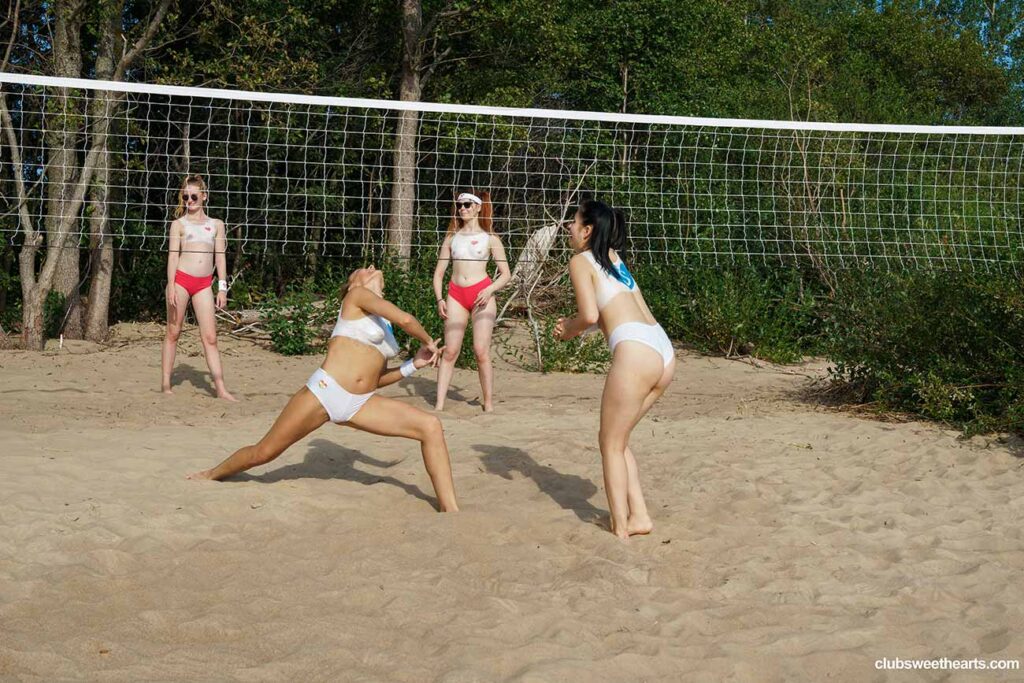 clubsweethearts Olympussy volleyball playing