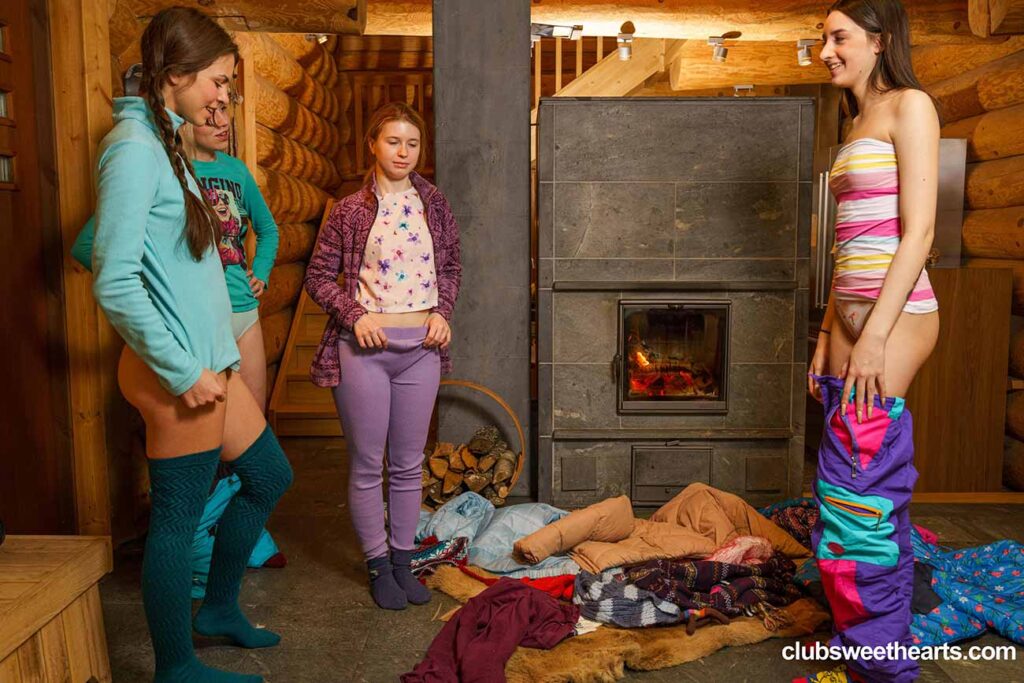 Clubsweethearts Snow bunnies