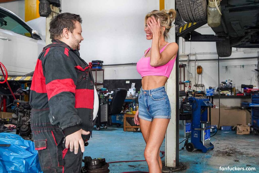 Fan Fuckers Bimbo Barbi meet her fan